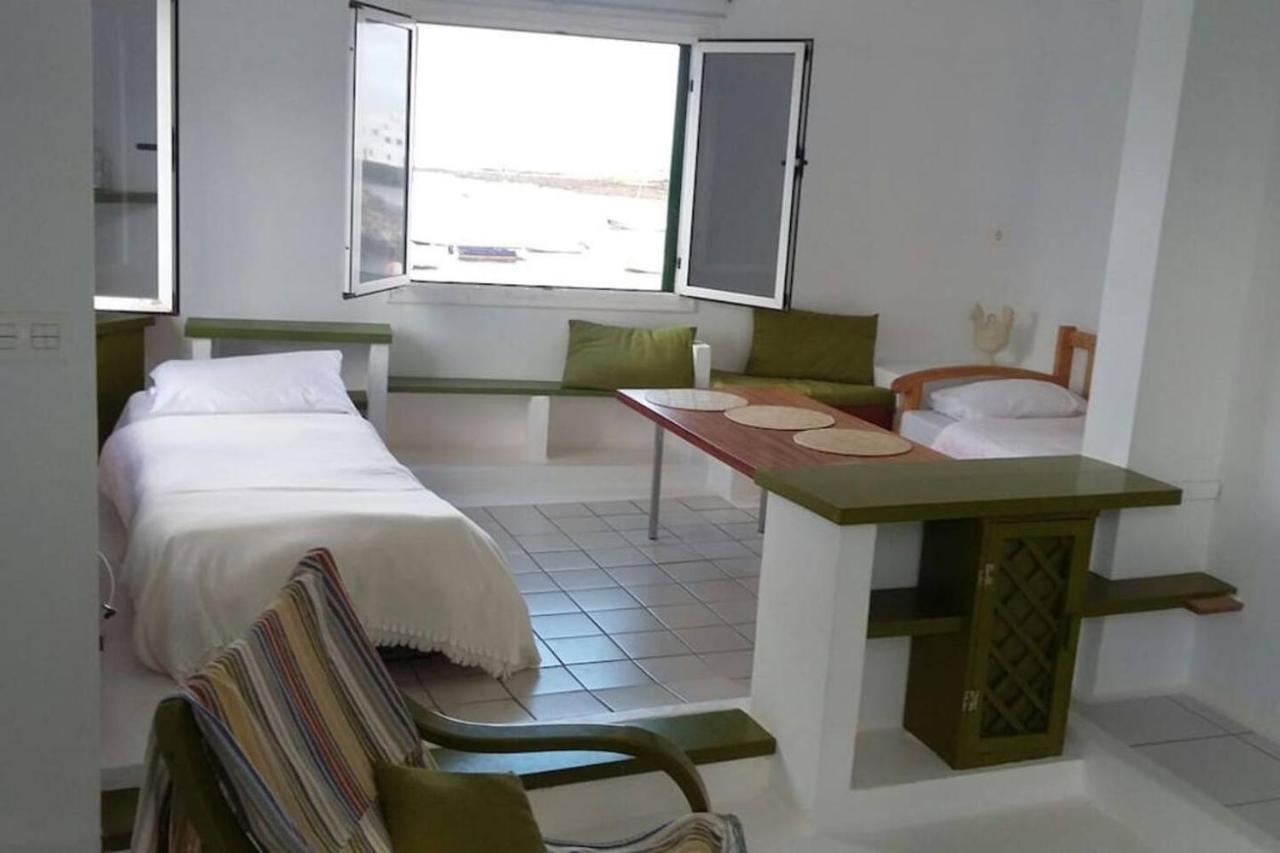 Apartamentos Los Vientos Orzola Bagian luar foto