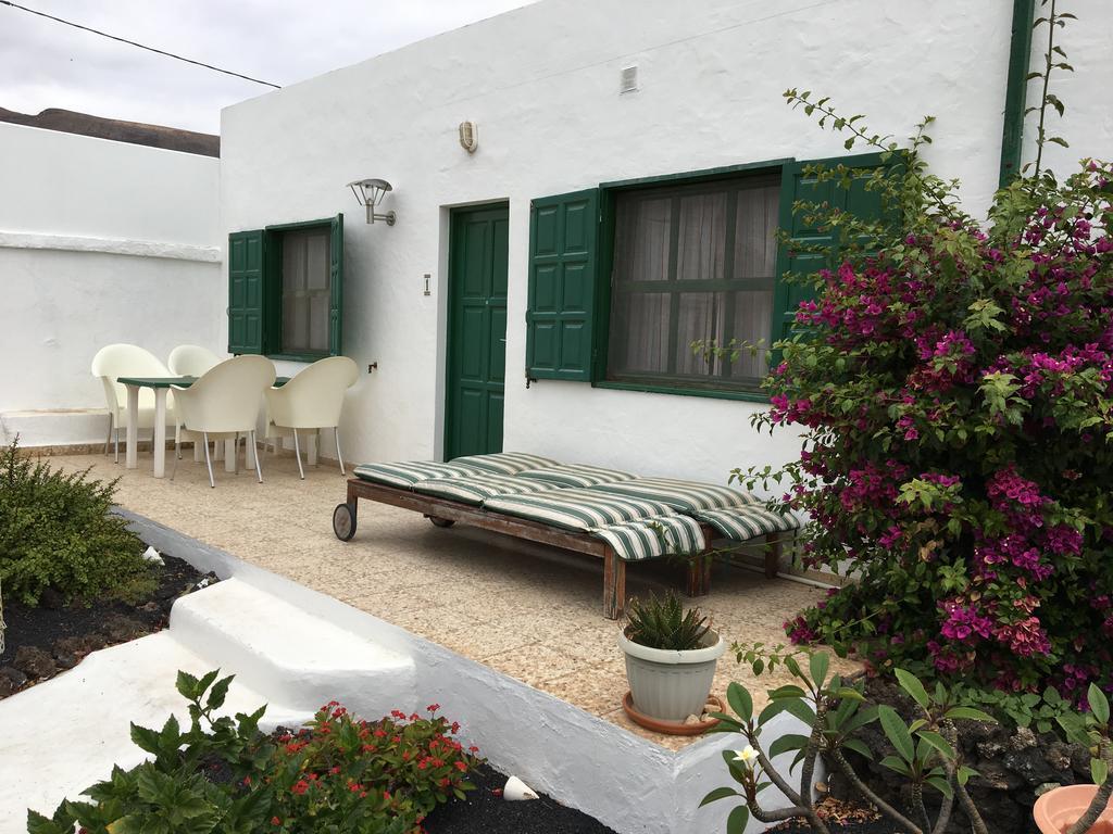 Apartamentos Los Vientos Orzola Bagian luar foto