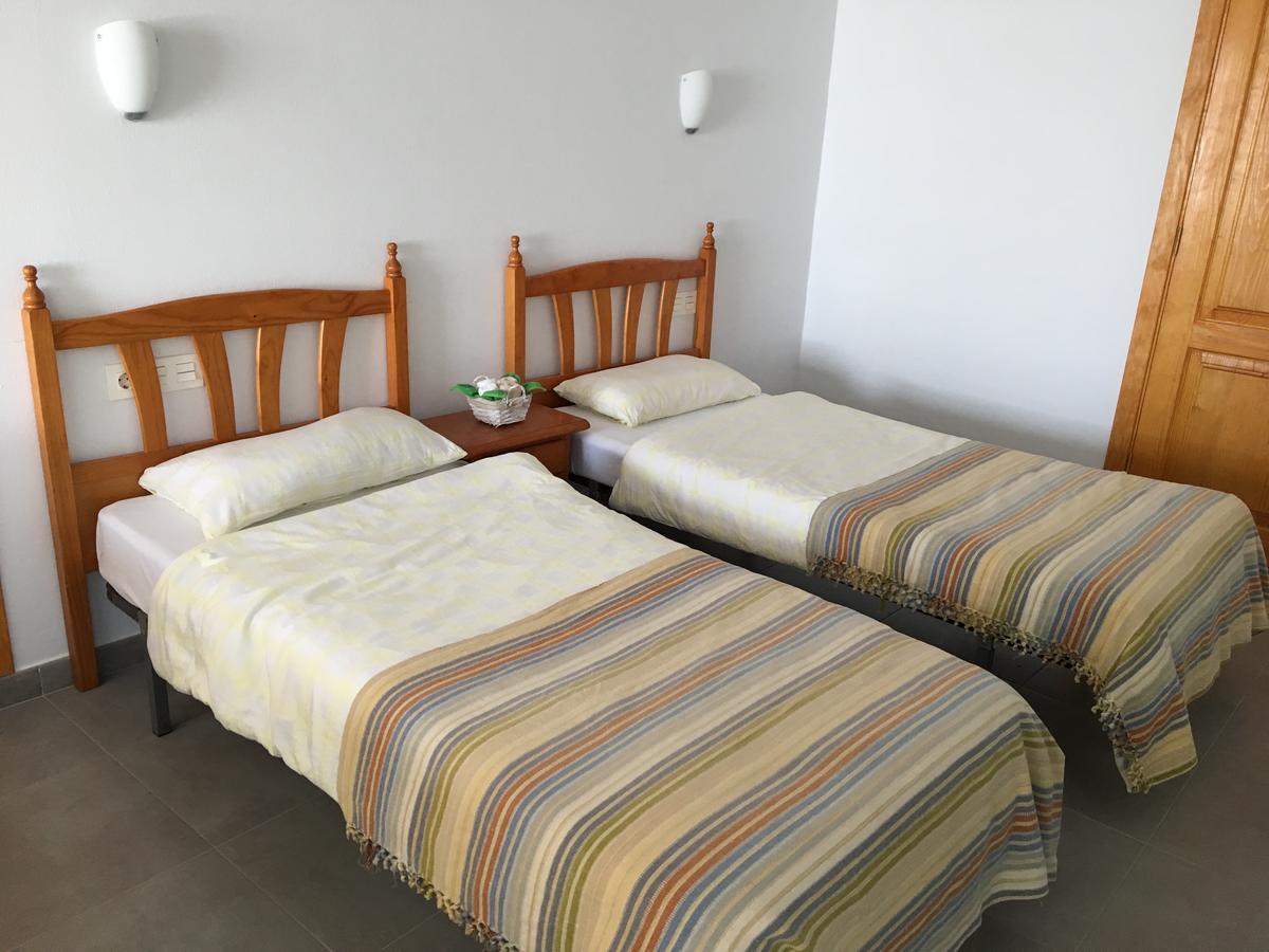 Apartamentos Los Vientos Orzola Bagian luar foto