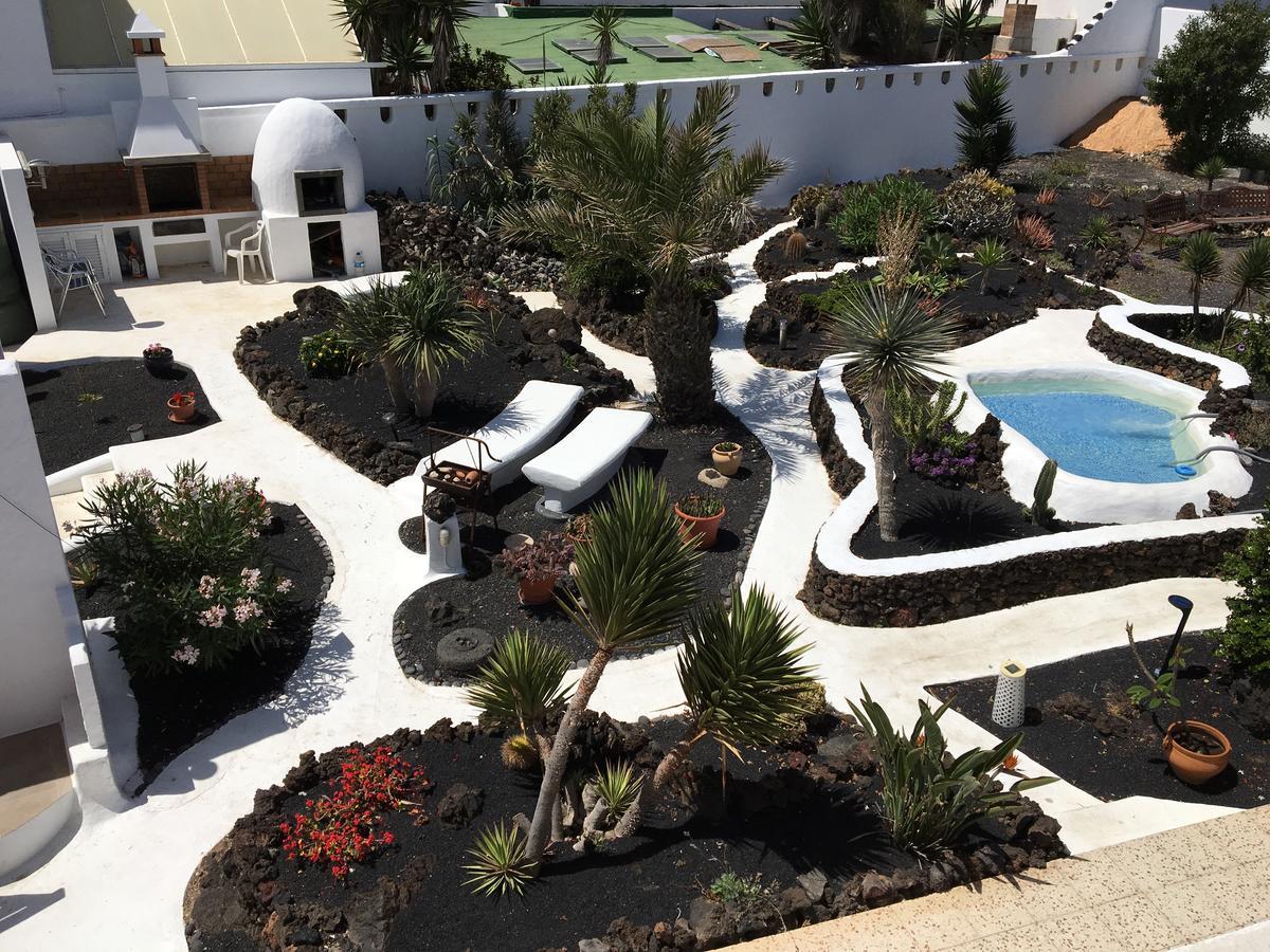 Apartamentos Los Vientos Orzola Bagian luar foto